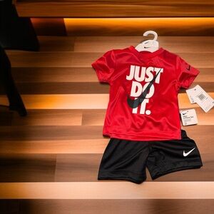 2T Nike Kids Red and Black Active Set